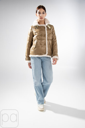Стильна куртка жіноча коротка оливковий колір купити Мукачево