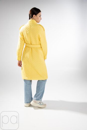 Стильна стьобана куртка з поясом жовтого кольору купити Полтава 1