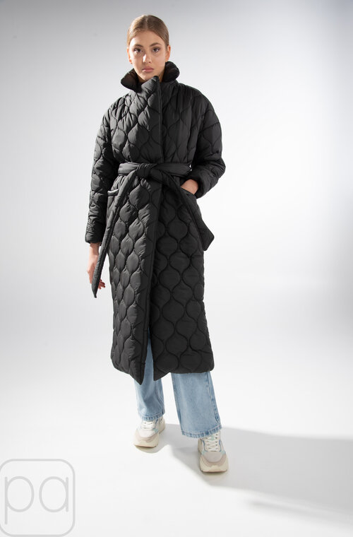 Довге пальто стьобане з поясом BOCHAROVA чорний колір купити Енергодар 