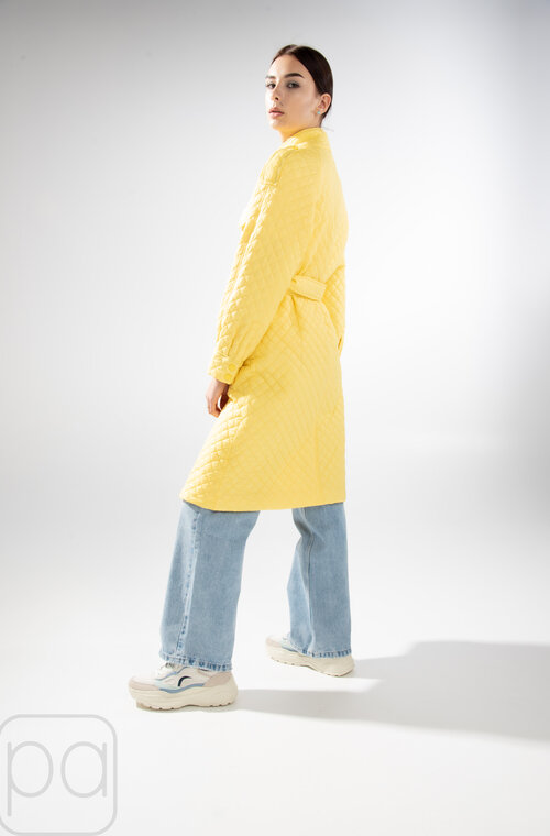 Стильна стьобана куртка з поясом жовтого кольору купити Полтава 4